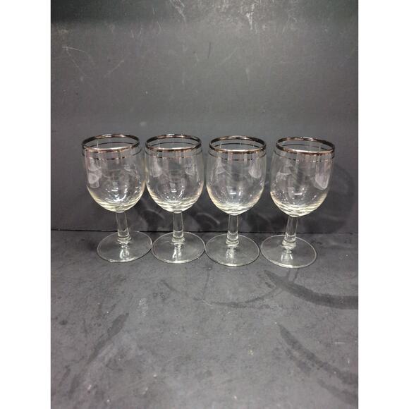 Silver Rimmed‎ Cocktail Glasses Stemware, Set of 4, Midcentury Barware, 4 Oz - Picture 4 of 9